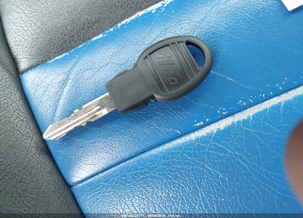 2013 DODGE CHALLENGER VIN: 2C3CDYAG9DH662810