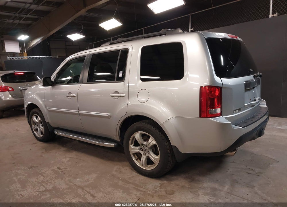 2012 HONDA PILOT VIN: 5FNYF4H49CB073261