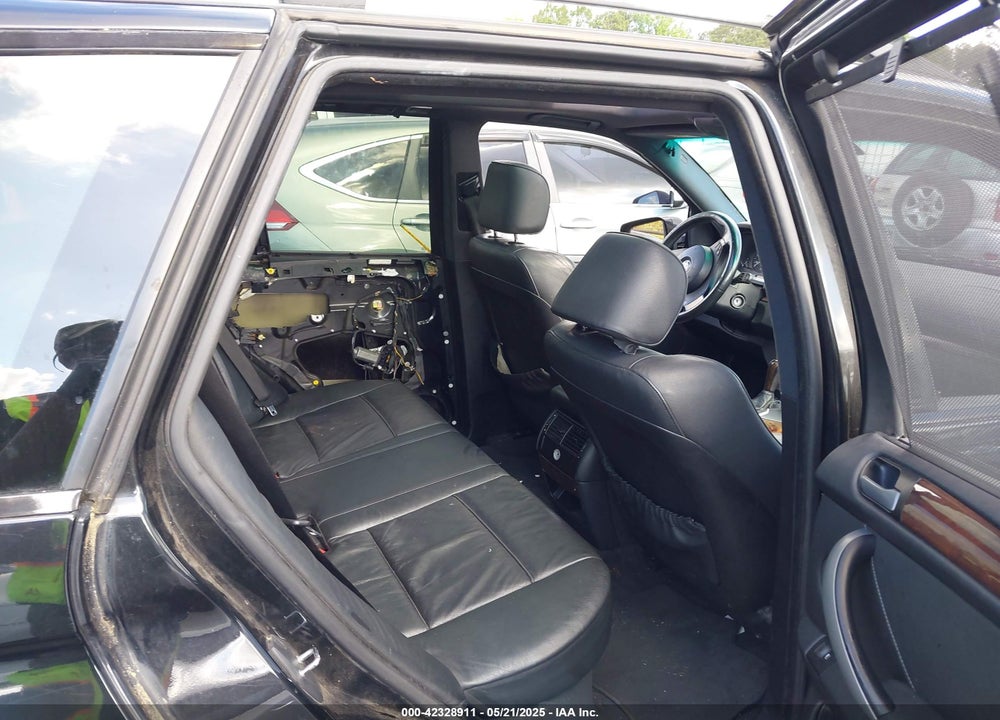 2005 BMW X5 3.0I VIN: 5UXFA13595LY18755