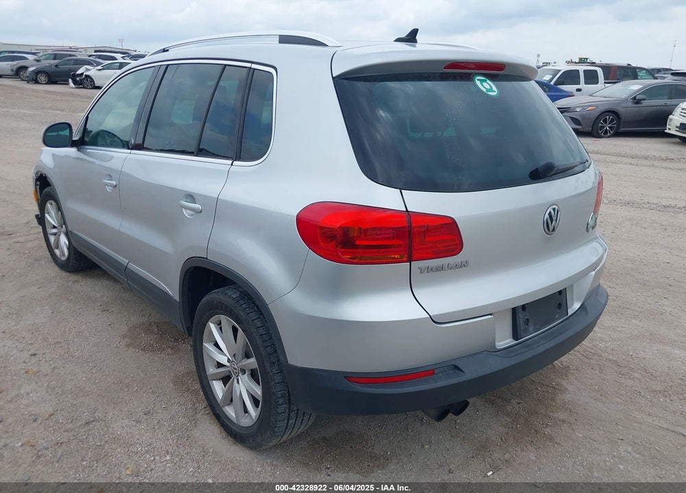 2017 VOLKSWAGEN TIGUAN VIN: WVGSV7AX1HW510439