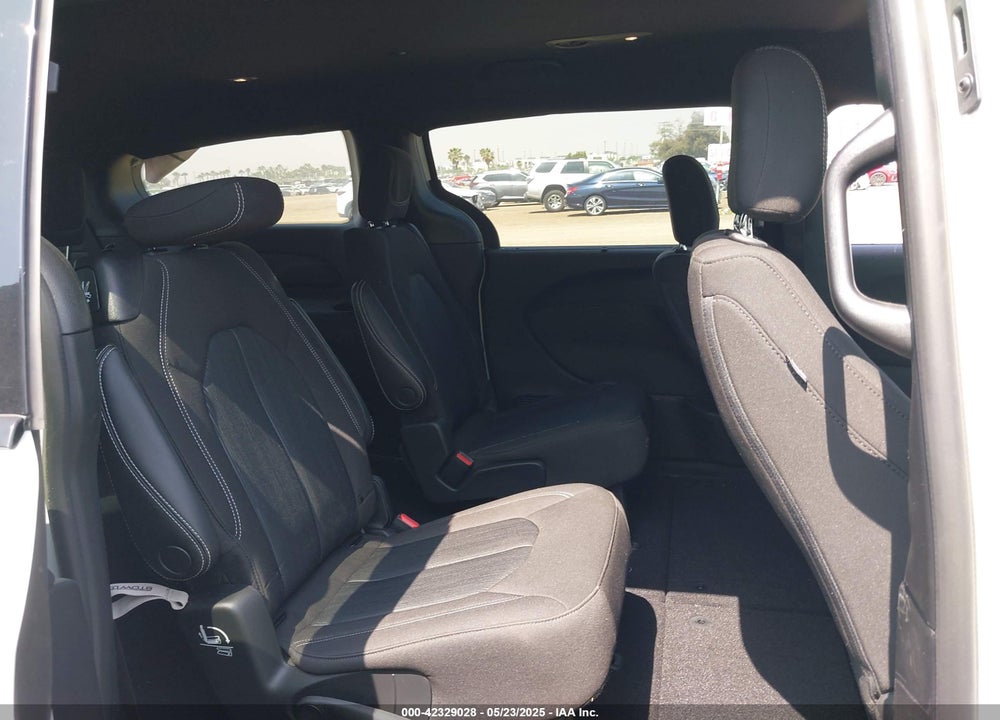 2021 CHRYSLER PACIFICA TOURING VIN: 2C4RC1FG7MR605587