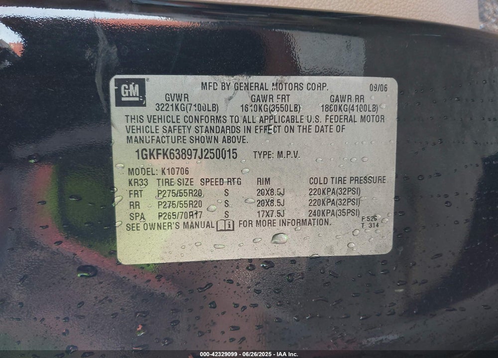 2007 GMC YUKON DENALI VIN: 1GKFK63897J250015