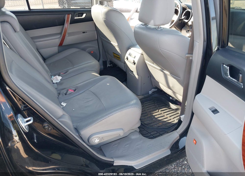 2008 TOYOTA HIGHLANDER LIMITED VIN: JTEDS42A082046366