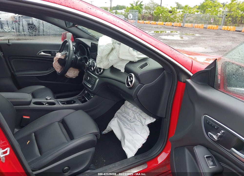 2018 MERCEDES-BENZ CLA 250 VIN: WDDSJ4GB9JN570609