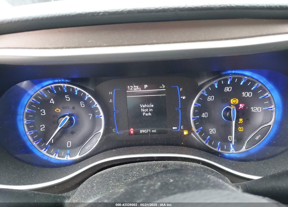 2019 CHRYSLER PACIFICA TOURING L VIN: 2C4RC1BG4KR652224