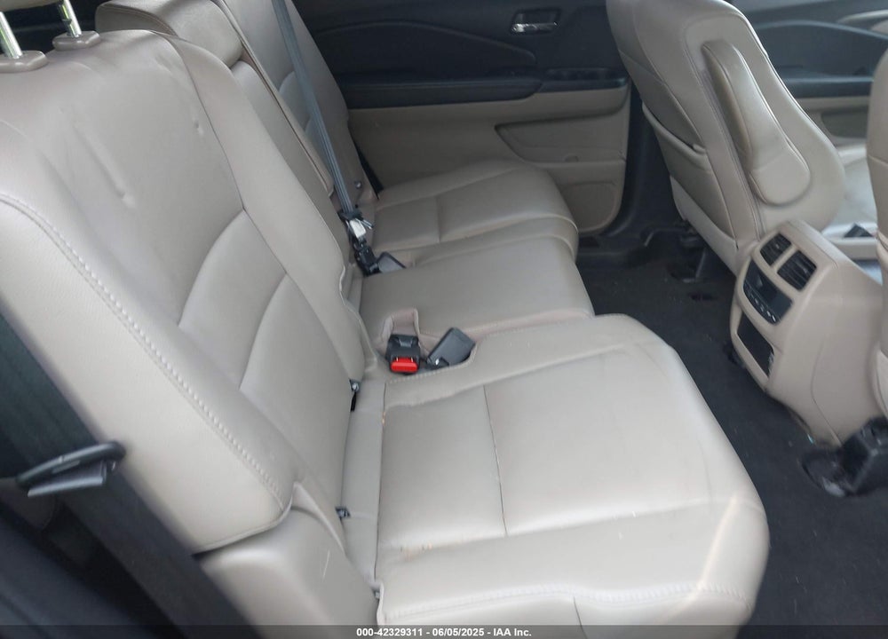 2019 HONDA PILOT EX-L VIN: 5FNYF5H5XKB045563
