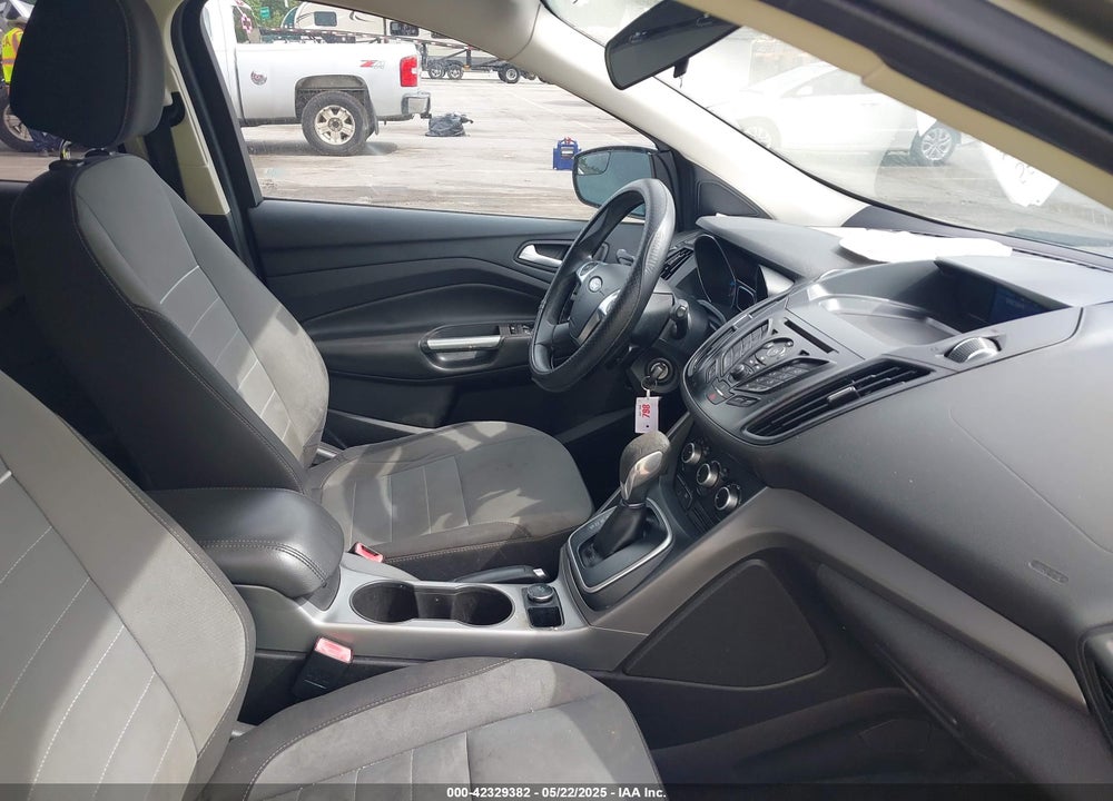 2013 FORD ESCAPE VIN: 1FMCU0GX9DUB66001
