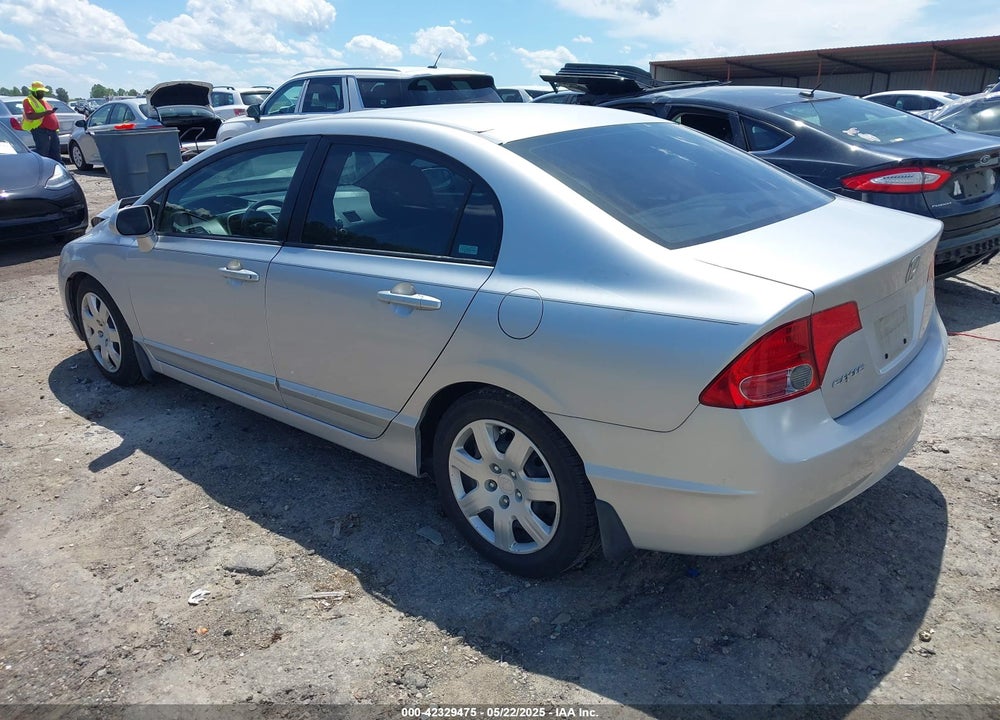 2007 HONDA CIVIC LX VIN: 1HGFA16557L027107