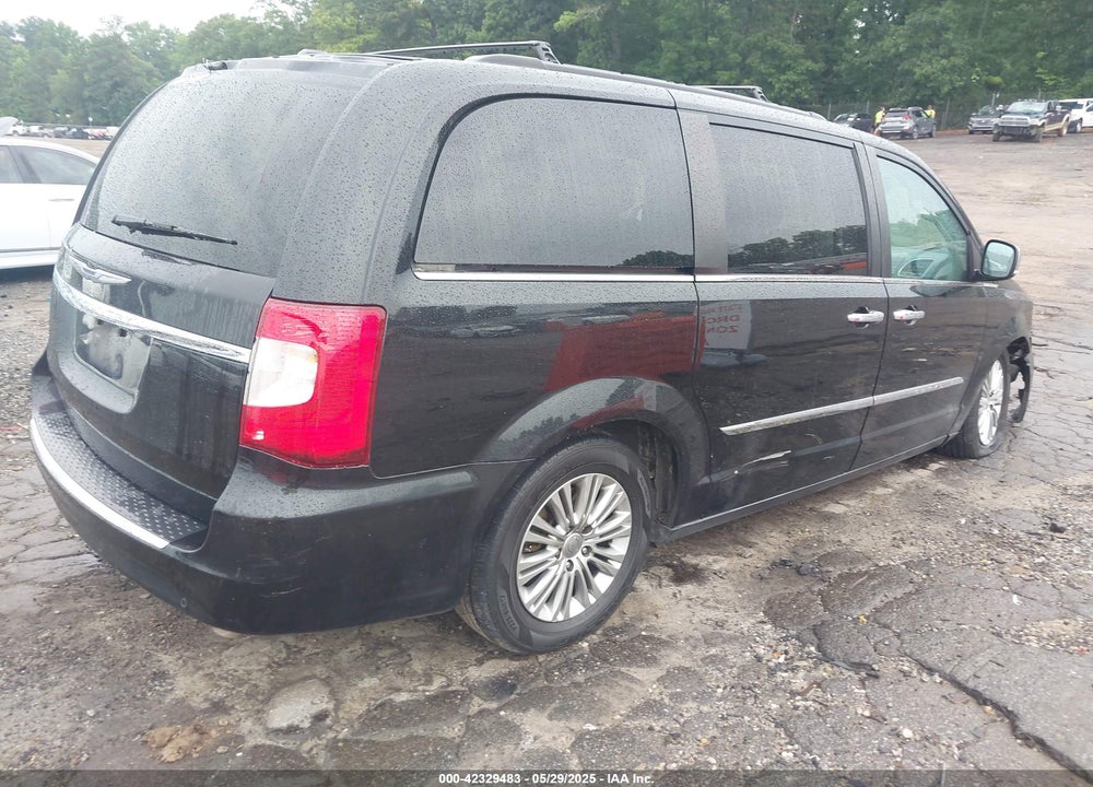 2015 CHRYSLER TOWN & COUNTRY TOURING-L VIN: 2C4RC1CG6FR588708