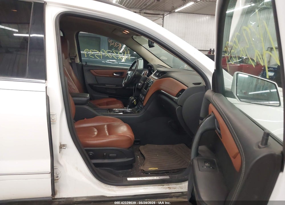 2015 CHEVROLET TRAVERSE VIN: 1GNKVJKD0FJ201505