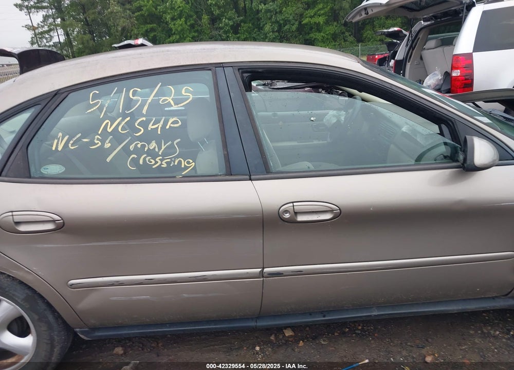 2002 FORD TAURUS SES VIN: 1FAFP55U42A198213