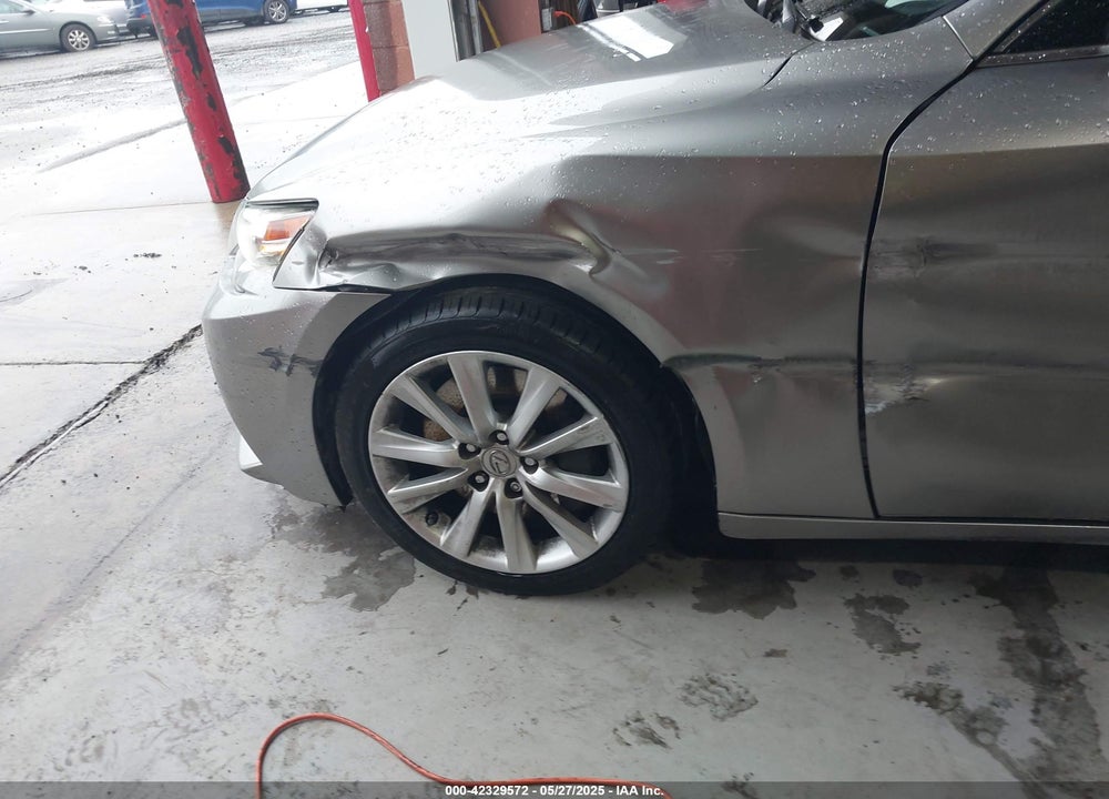 2016 LEXUS IS 300 VIN: JTHCM1D20G5009229