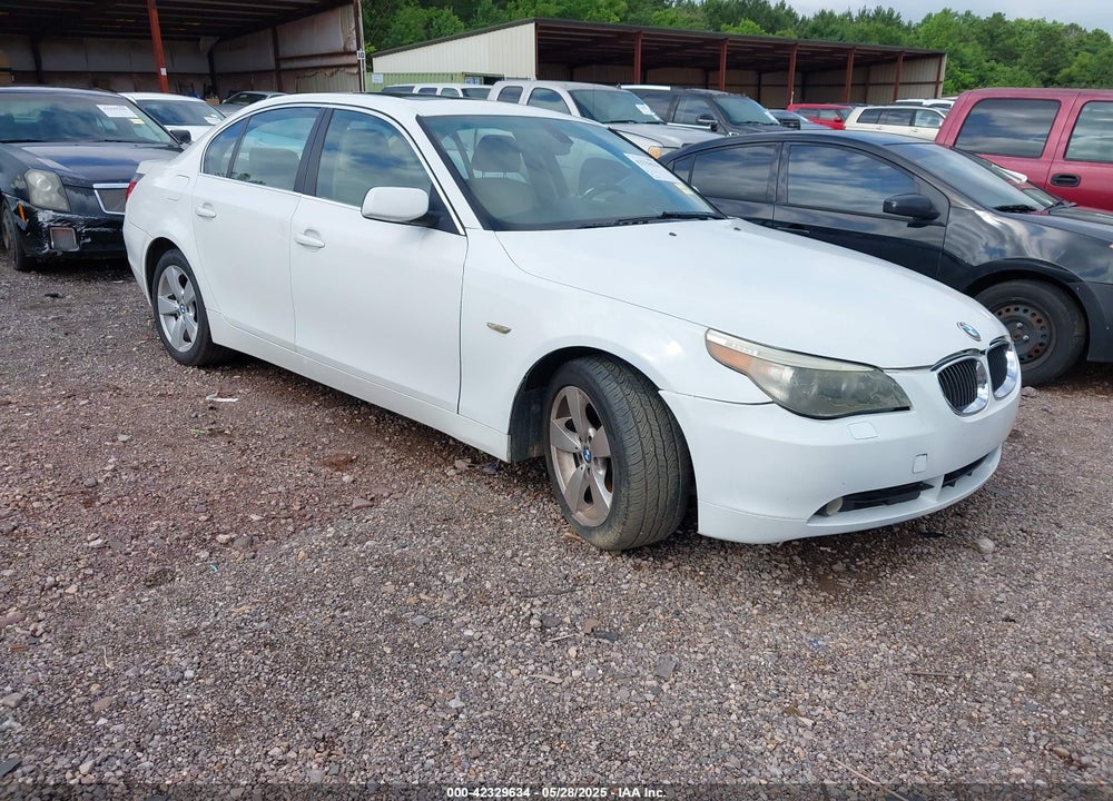 2007 BMW 530XI VIN: WBANF73527CU24936