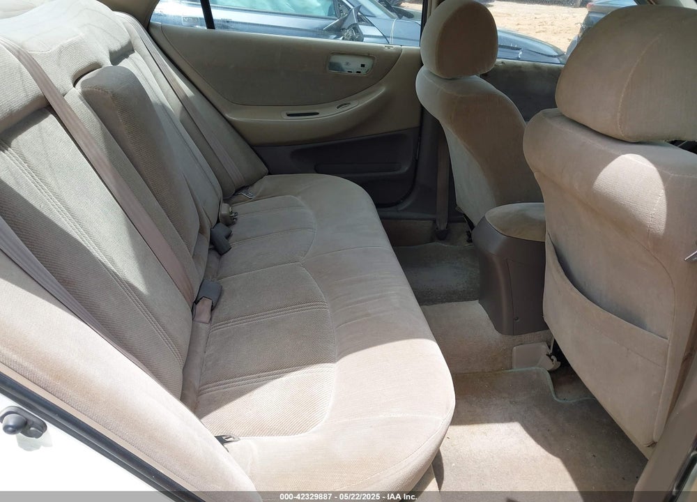 2000 HONDA ACCORD 2.3 LX VIN: 1HGCG564XYA138846