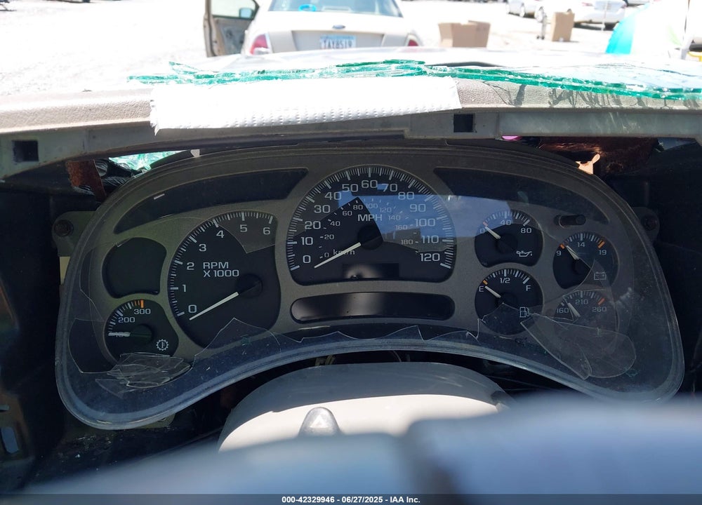 2005 GMC YUKON DENALI VIN: 1GKEK63U05J224098