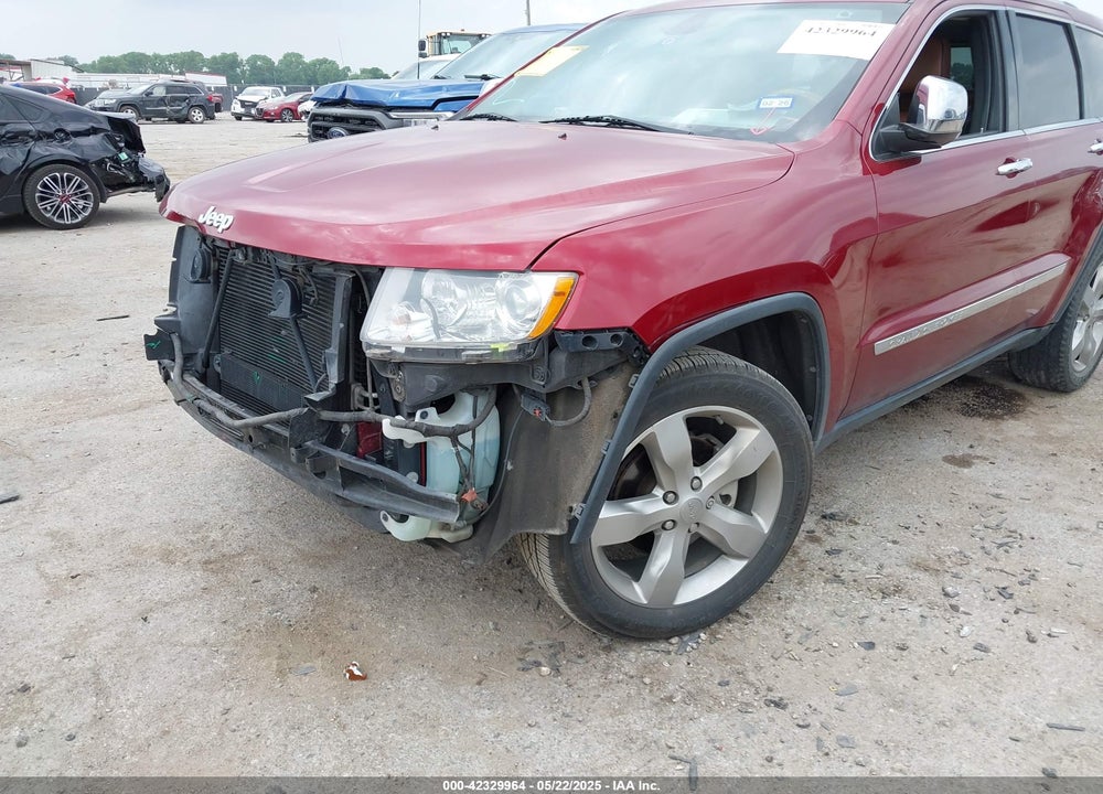 2013 JEEP GRAND CHEROKEE VIN: 1C4RJECG8DC582735