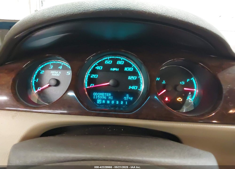 2011 BUICK LUCERNE VIN: 1G4HC5EM6BU110531