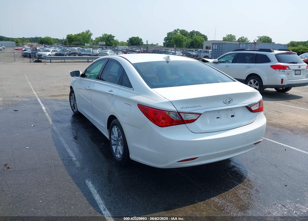 2013 HYUNDAI SONATA VIN: 5NPEB4AC0DH566586