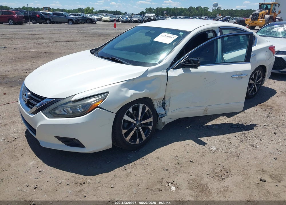 2016 NISSAN ALTIMA 2.5 SR VIN: 1N4AL3AP5GC252334