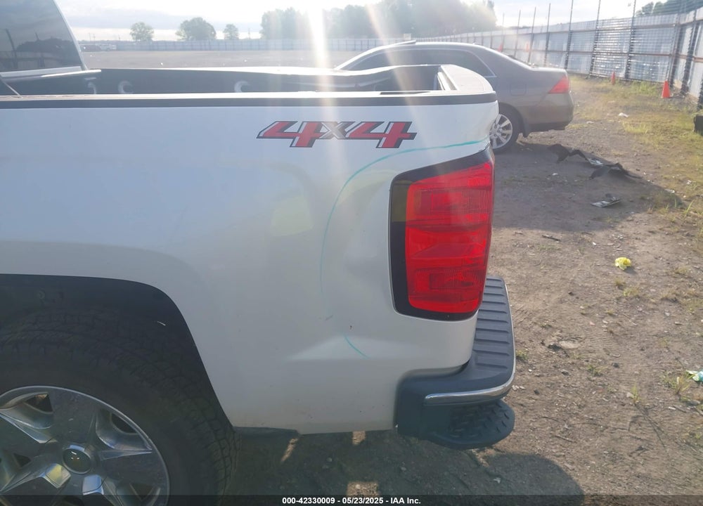 2018 CHEVROLET SILVERADO 1500 VIN: 3GCUKSEC9JG592389