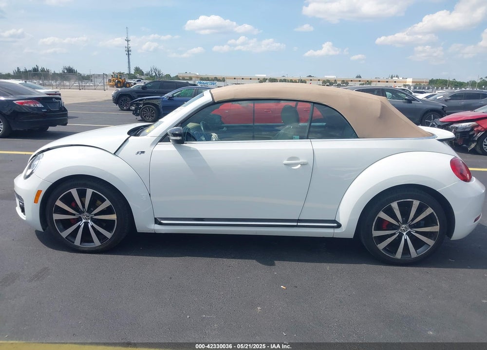 2015 VOLKSWAGEN BEETLE VIN: 3VW7T7AT9FM818482