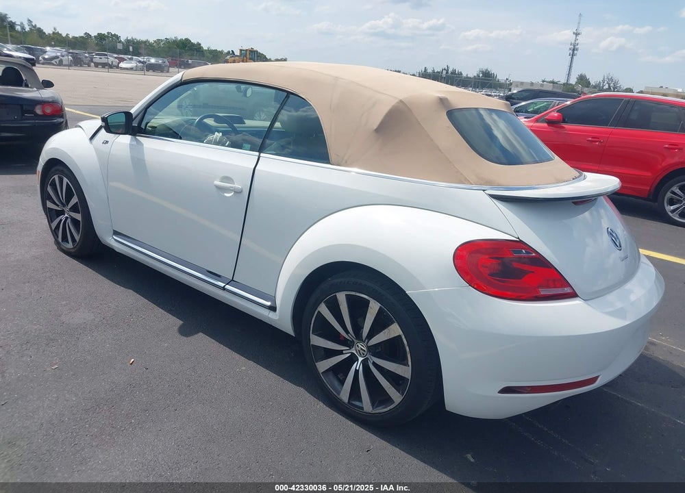 2015 VOLKSWAGEN BEETLE VIN: 3VW7T7AT9FM818482
