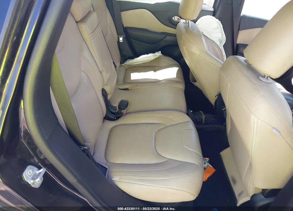 2015 JEEP CHEROKEE VIN: 1C4PJLCS6FW632758