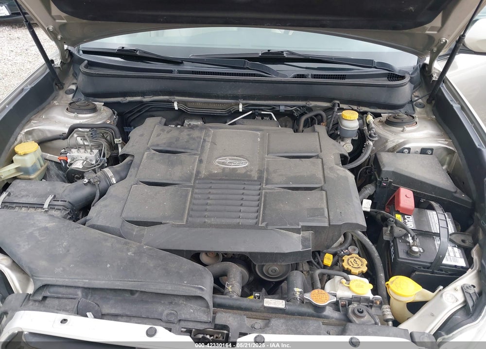 2014 SUBARU OUTBACK 3.6R LIMITED VIN: 4S4BRDLC1E2286847