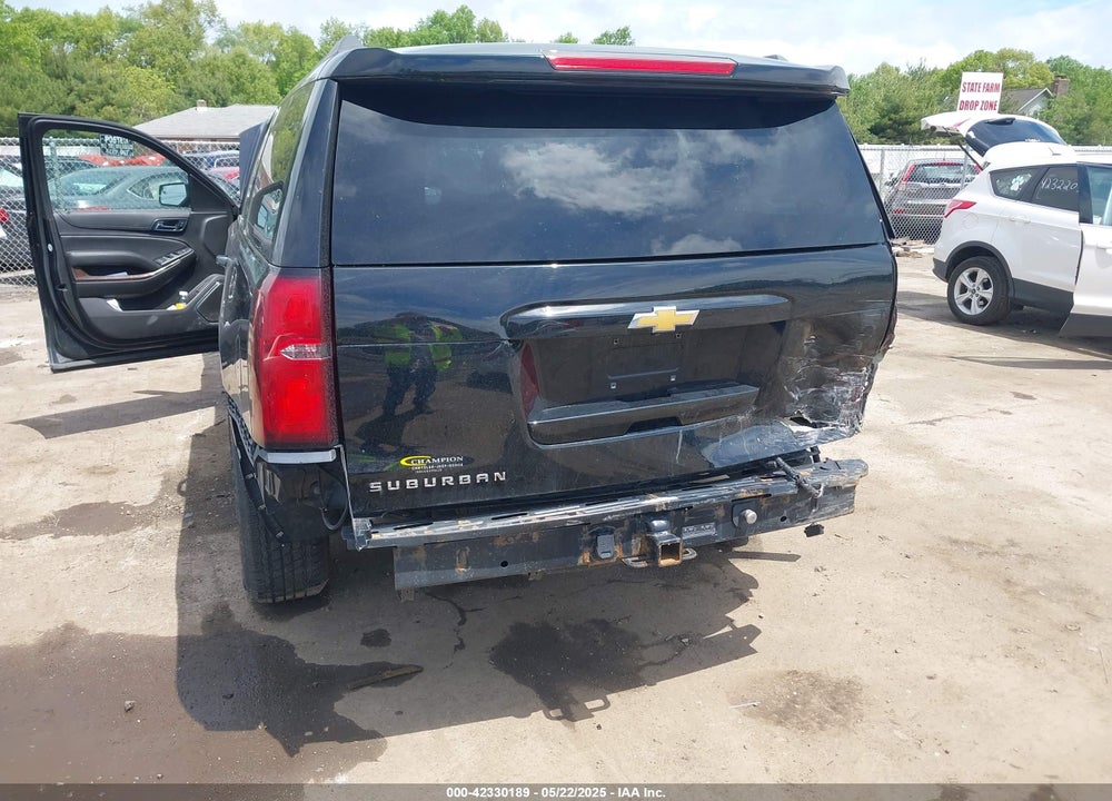 2019 CHEVROLET SUBURBAN VIN: 1GNSKHKC7KR178227