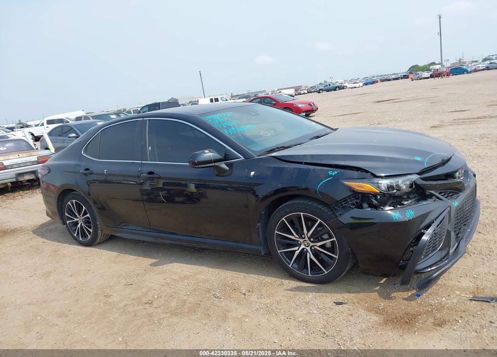 2021 TOYOTA CAMRY VIN: 4T1G11AK3MU558775