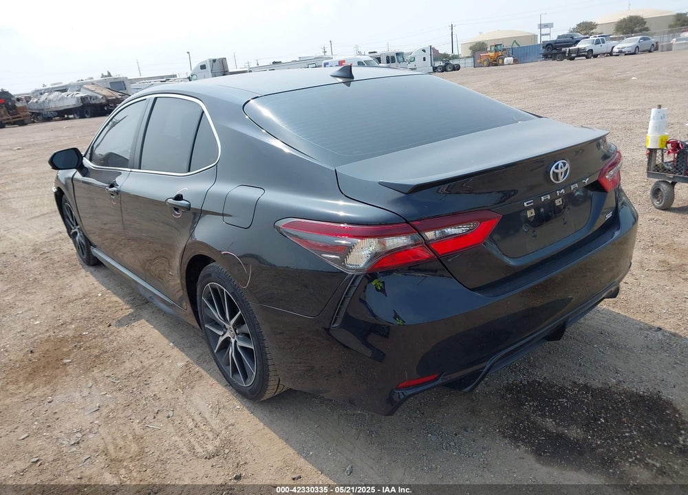2021 TOYOTA CAMRY VIN: 4T1G11AK3MU558775