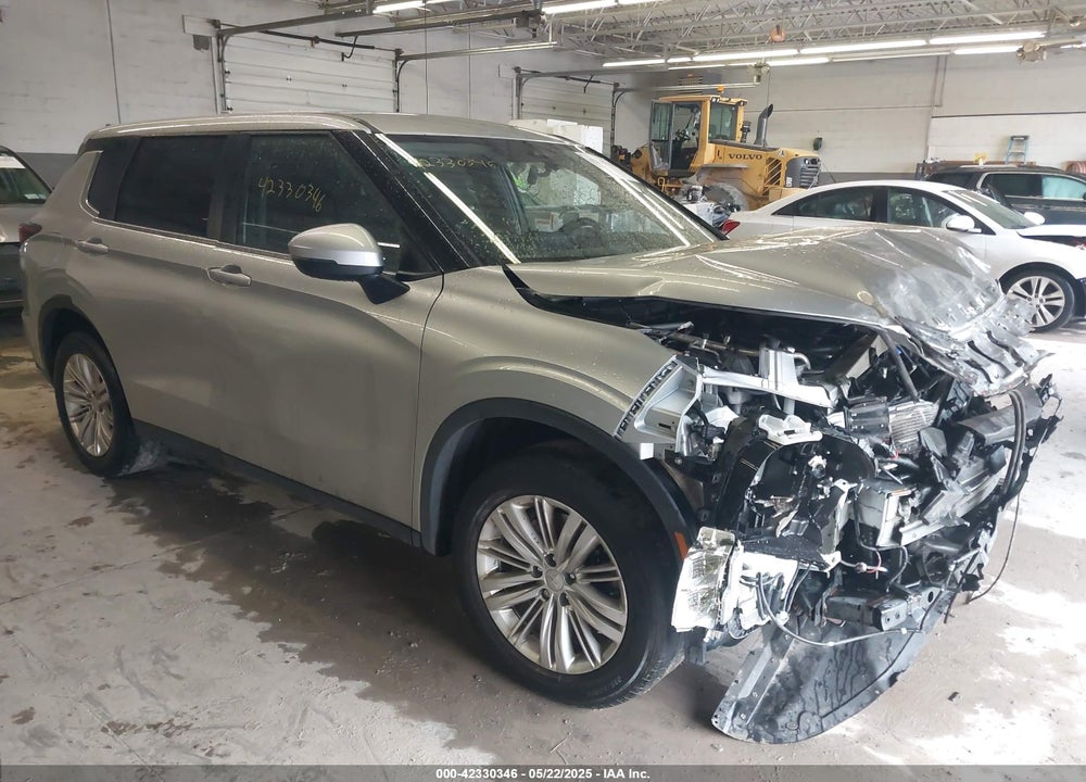 2023 MITSUBISHI OUTLANDER ES 2.5 S-AWC VIN: JA4J4TA88PZ015540