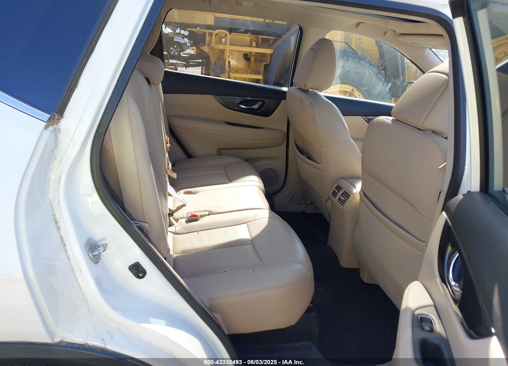2016 NISSAN ROGUE VIN: 5N1AT2MV2GC876344