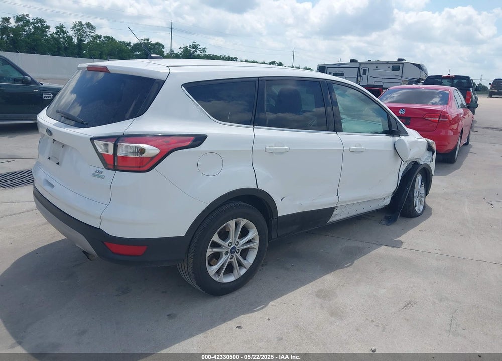 2017 FORD ESCAPE VIN: 1FMCU0GD1HUC49028