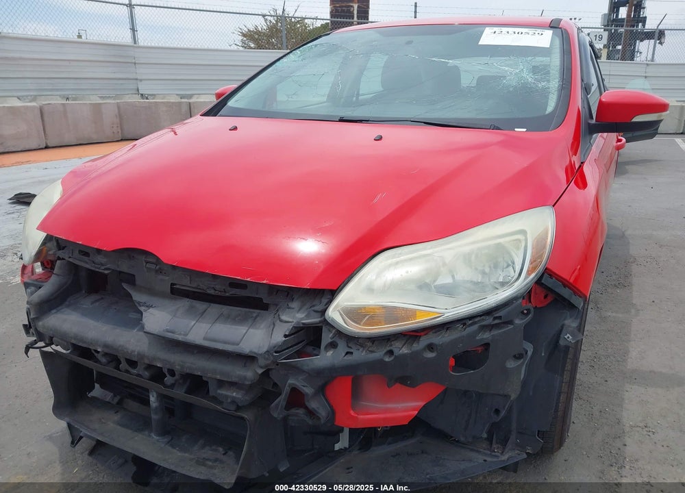 2014 FORD FOCUS SE VIN: 1FADP3K29EL407503