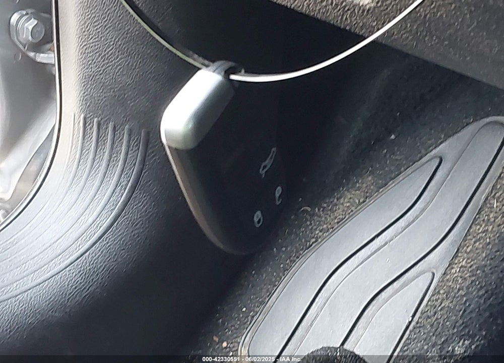 2015 CHRYSLER 200 VIN: 1C3CCCAB0FN718749