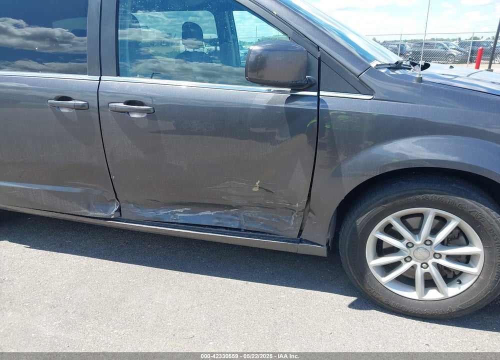 2019 DODGE GRAND CARAVAN VIN: 2C4RDGCG8KR717896