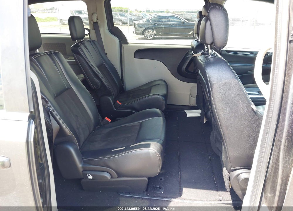 2019 DODGE GRAND CARAVAN VIN: 2C4RDGCG8KR717896
