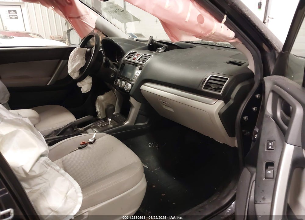 2016 SUBARU FORESTER 2.5I PREMIUM VIN: JF2SJADC6GH495642