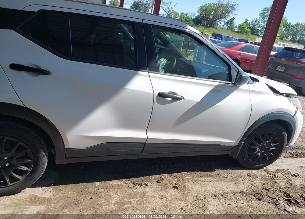 2020 NISSAN KICKS S XTRONIC CVT VIN: 3N1CP5BV1LL555516