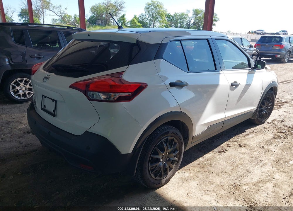 2020 NISSAN KICKS S XTRONIC CVT VIN: 3N1CP5BV1LL555516