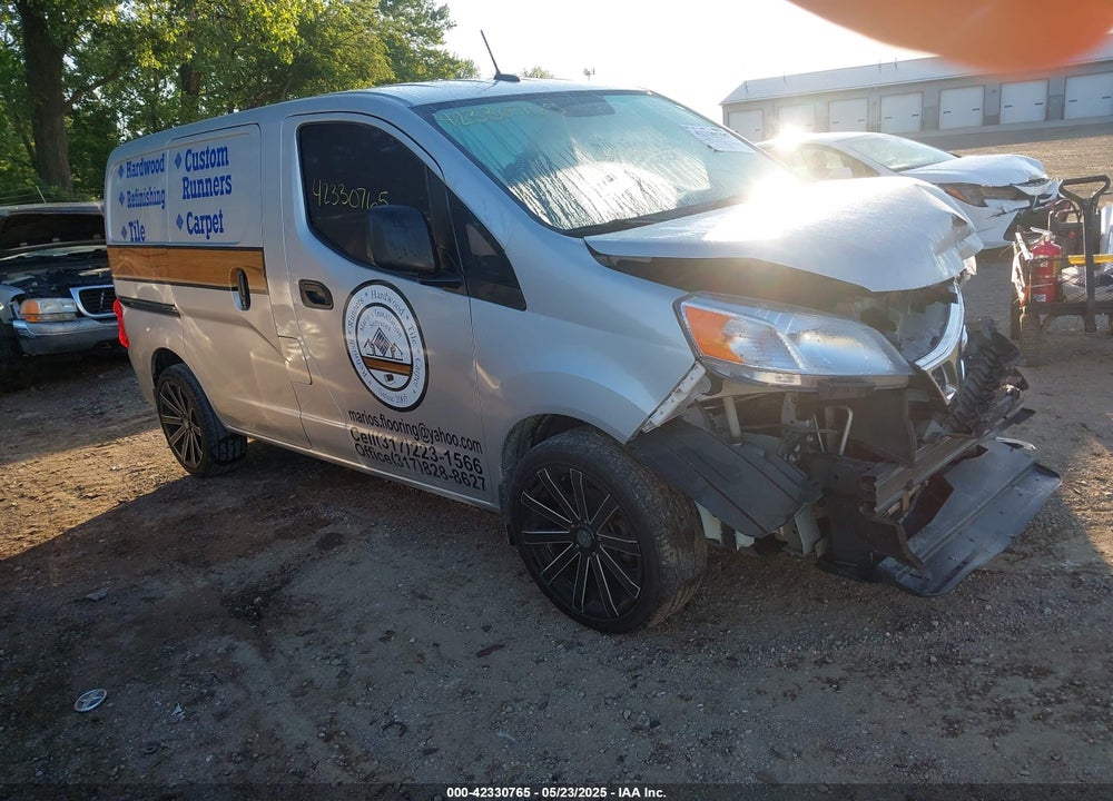 2014 NISSAN NV200 SV VIN: 3N6CM0KN9EK698356