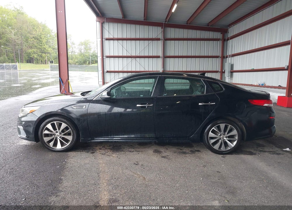 2019 KIA OPTIMA VIN: 5XXGT4L37KG354411