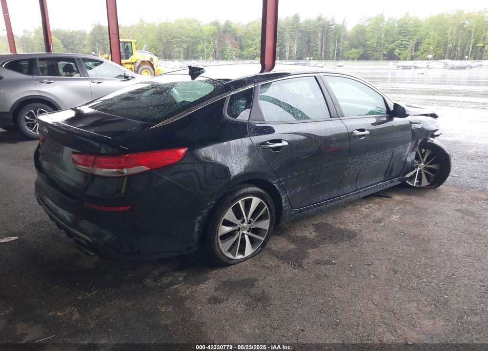 2019 KIA OPTIMA VIN: 5XXGT4L37KG354411