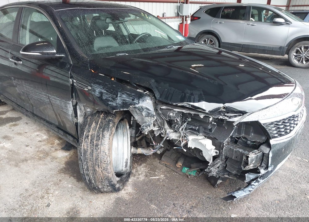 2019 KIA OPTIMA VIN: 5XXGT4L37KG354411