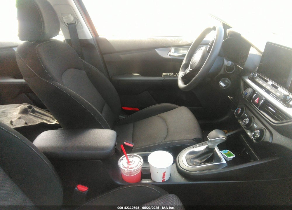 2023 KIA FORTE LXS VIN: 3KPF24AD6PE660266