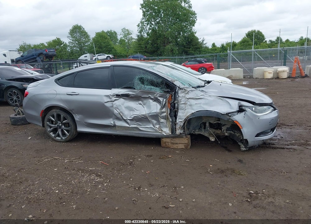 2016 CHRYSLER 200 S VIN: 1C3CCCBB2GN125376
