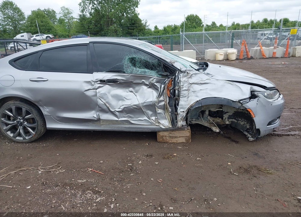 2016 CHRYSLER 200 S VIN: 1C3CCCBB2GN125376