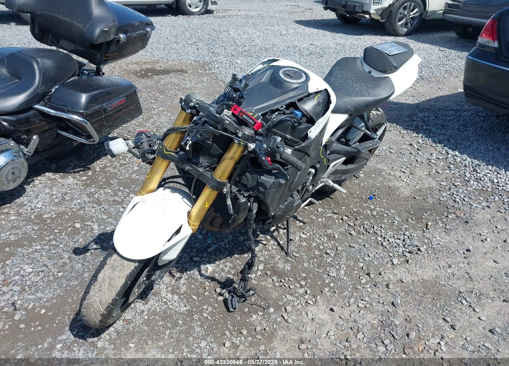 2021 HONDA CBR1000 RR VIN: JH2SC7718MK400512