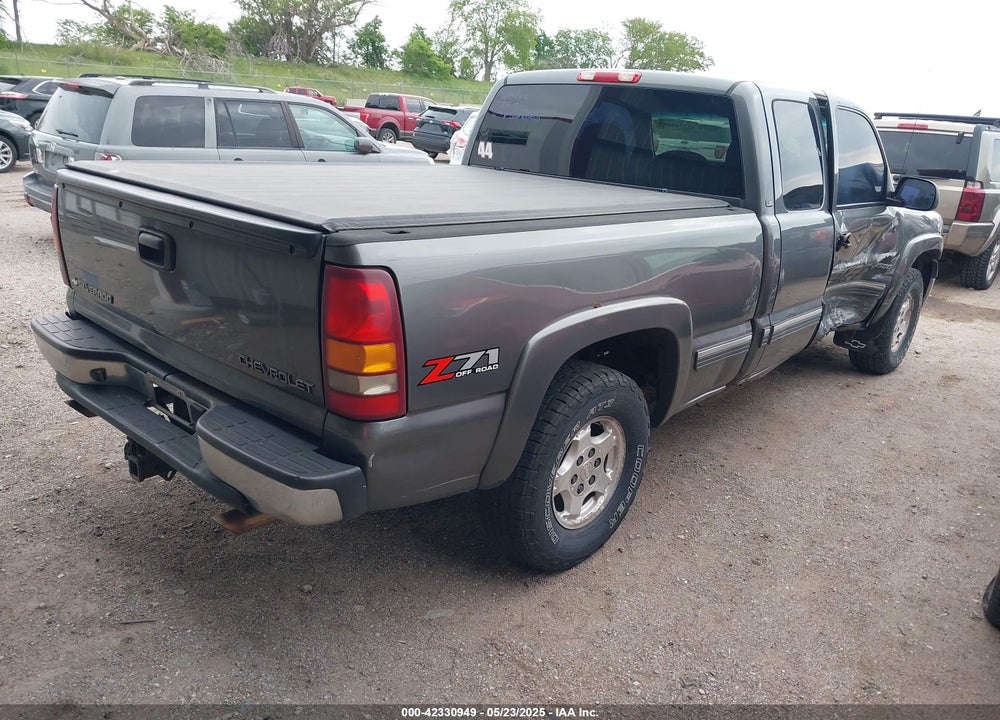 2002 CHEVROLET SILVERADO 1500 LS VIN: 1GCEK19T22E236500